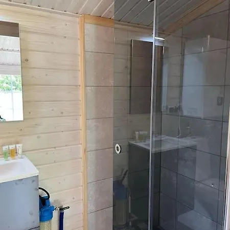 Semesterbostad Salu Summer *