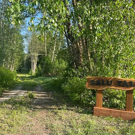 Semesterbostad Salu Summer